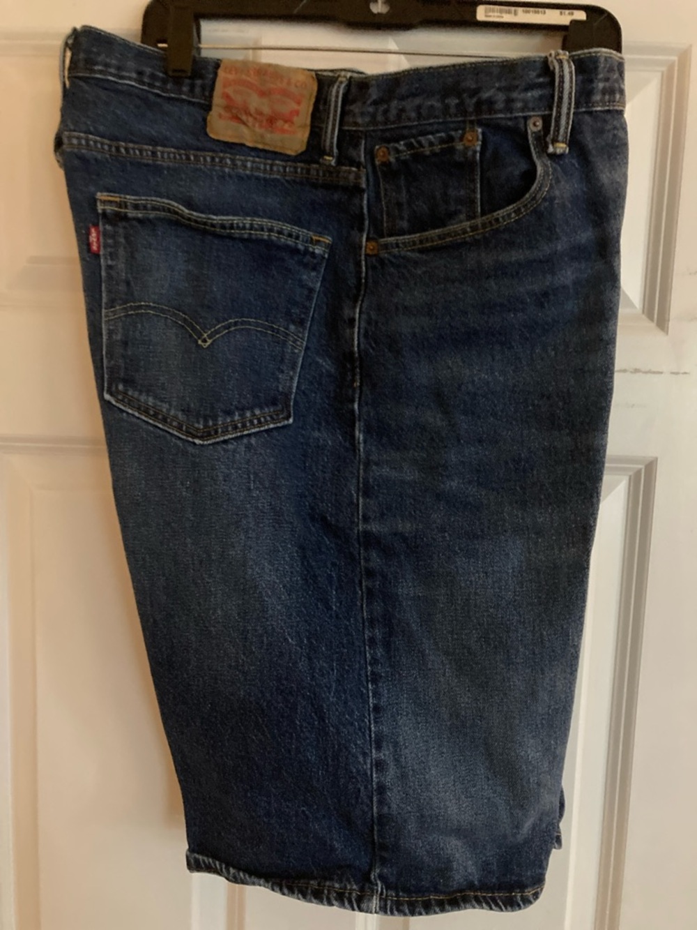 Vintage Levi's 569 Loose Straight Men's Jean Shorts | Medium Wash